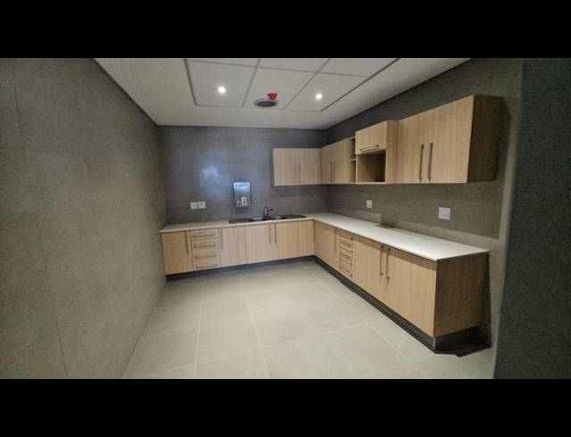 INDUSTRIAL PROPERTY TO RENT IN LONGLAKE